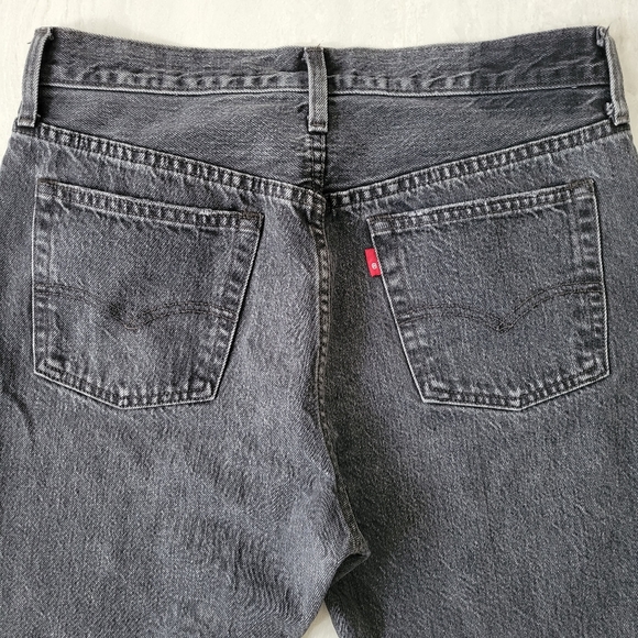 RARE LEVIS blank tab jeans with button fly and frayed hem - Picture 6 of 11